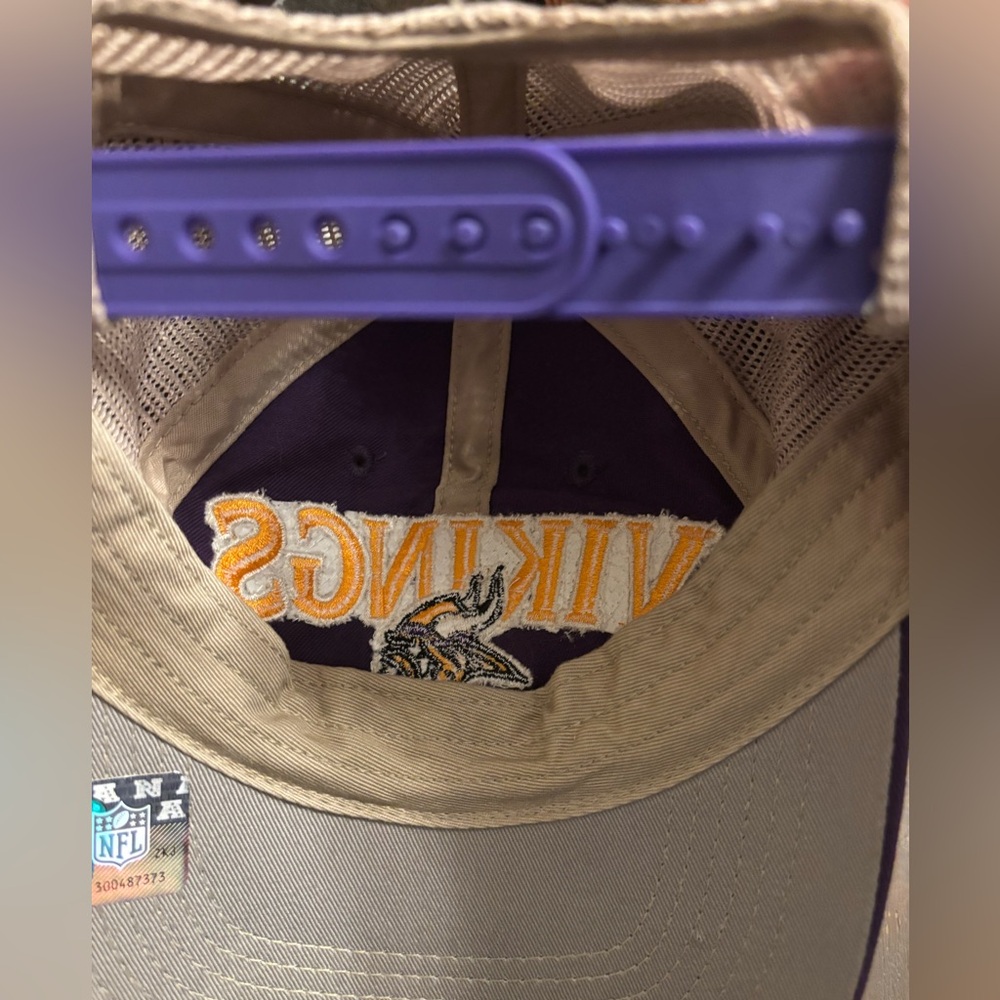 Minnesota Vikings NFL SnapBack cap - Picture 6 of 8